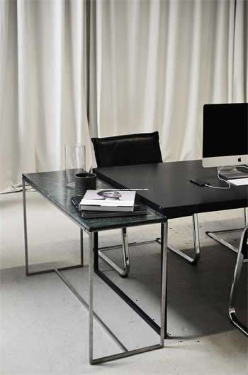 嗯，先聊点实在的吧。天涯社区是啥？嘿，它就是个超火的网络社区，大家为了各种话题聚会交流。刚过完一个长假回到三亚，心情还high着，别提多惬意了。 第1张